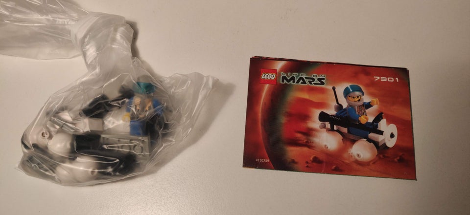 Lego Space, Life on Mars, Flere sæt