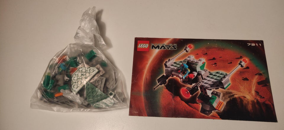 Lego Space, Life on Mars, Flere sæt