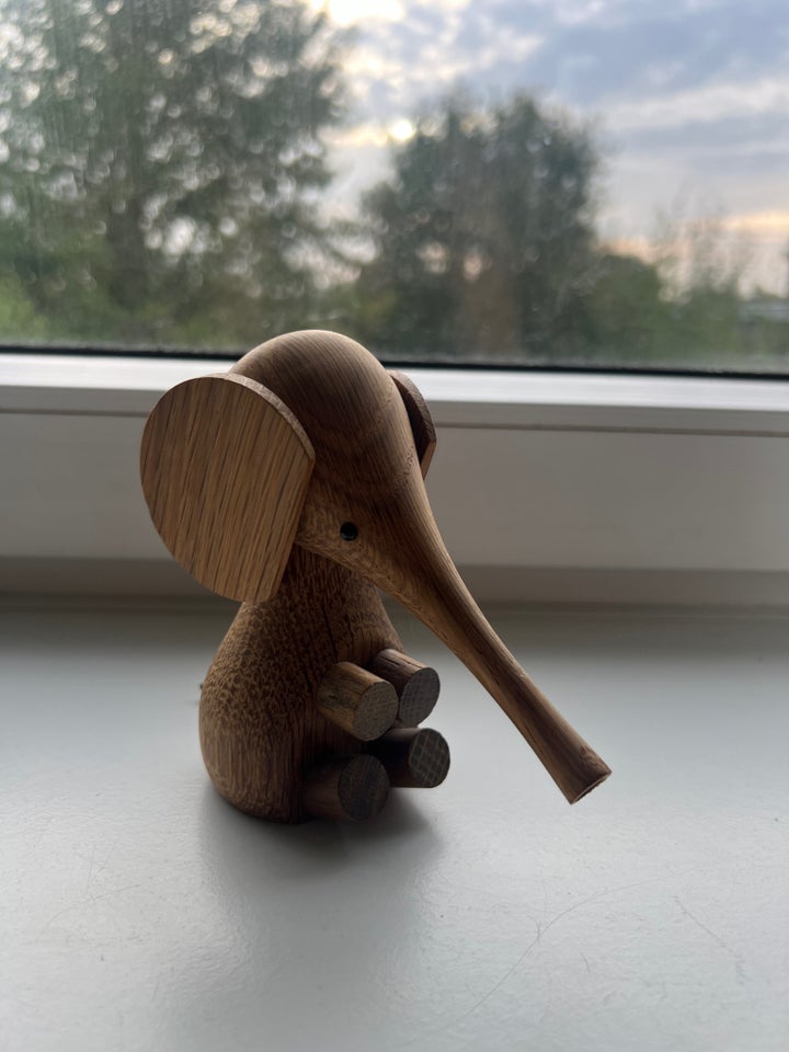 Elefant , Lucie kaas