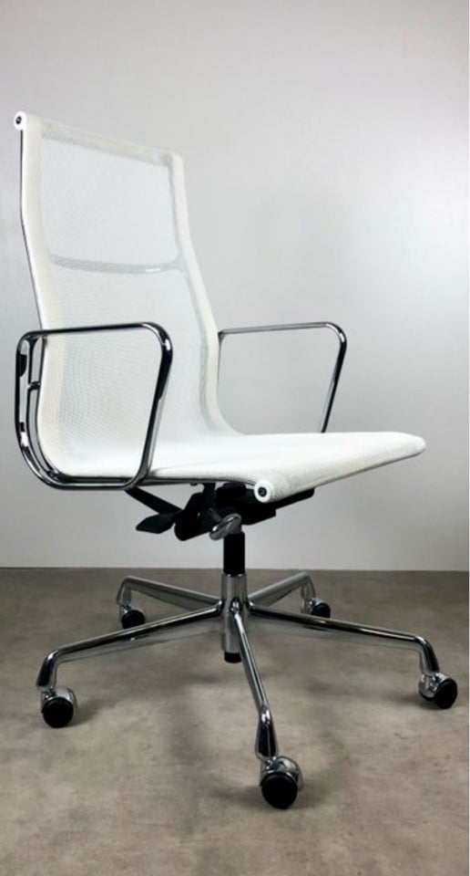 Eames EA119 Kontorstol