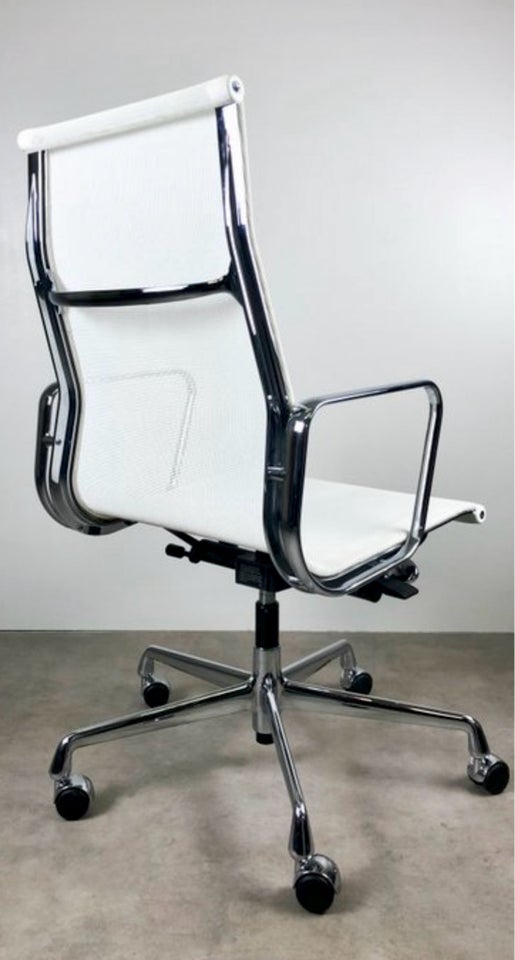 Eames EA119 Kontorstol