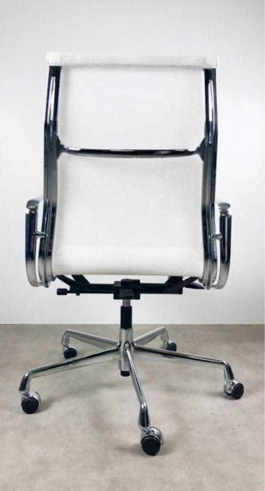 Eames EA119 Kontorstol