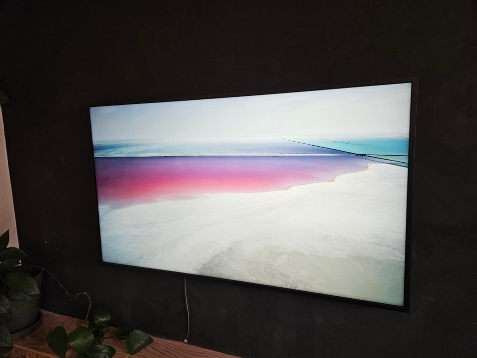 Samsung, The Frame (2020), 43"