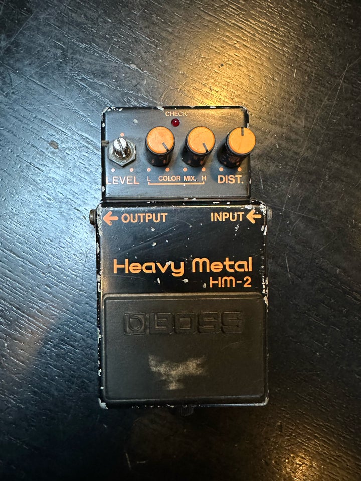 Effekt pedal, Boss HM-2 Heavy Metal