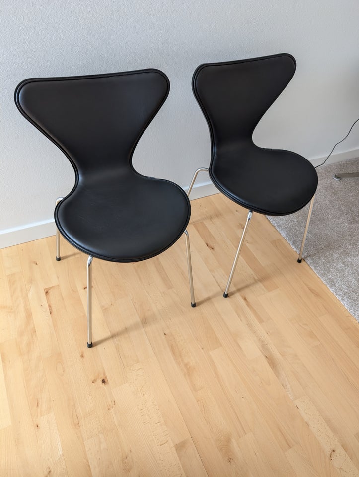 Arne Jacobsen stol 3107