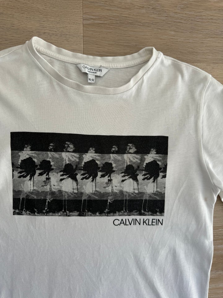 T-shirt  Calvin Klein