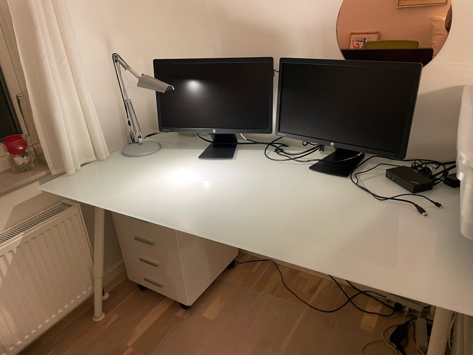 Skrive-/computerbord, IKEA -