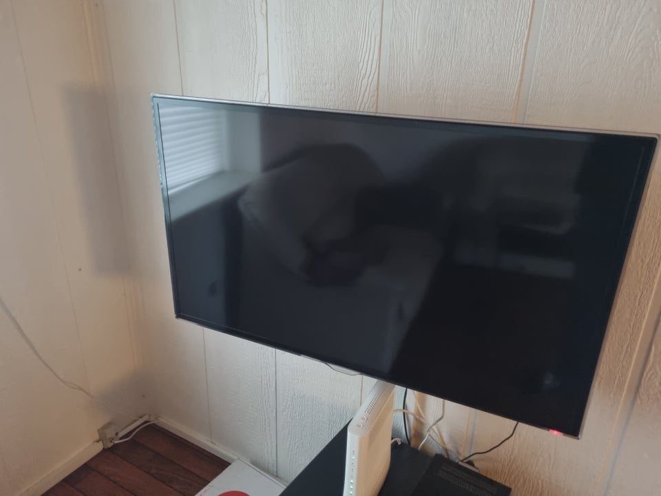 Samsung, 42", widescreen