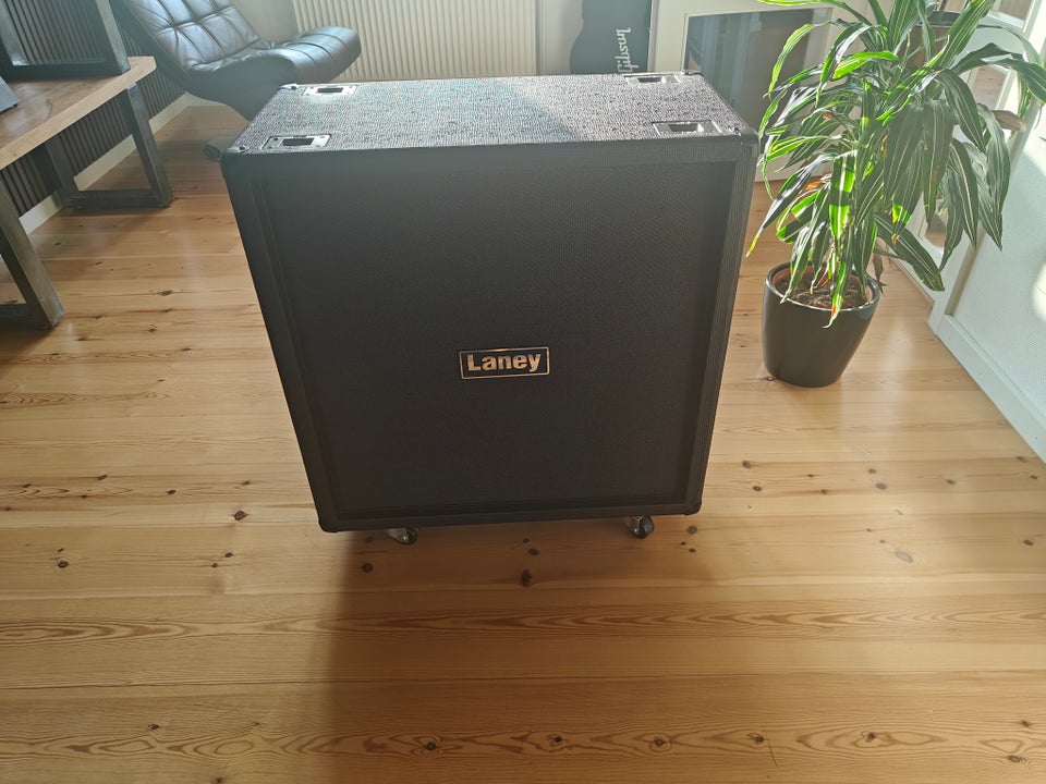 Guitarkabinet, Laney Ironheart