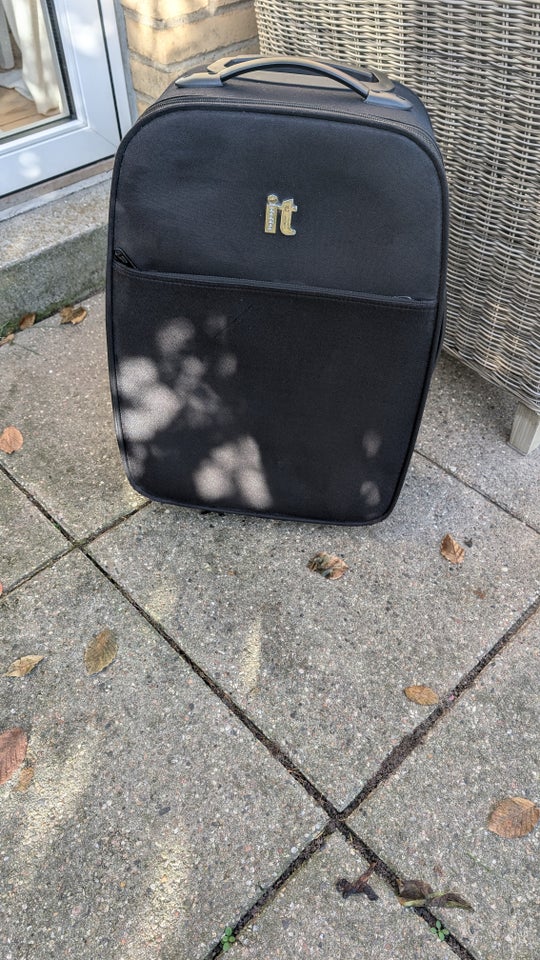 Kuffert, It luggage