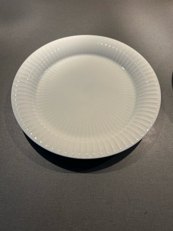 Porcelæn, Tallerkener, Kæhler