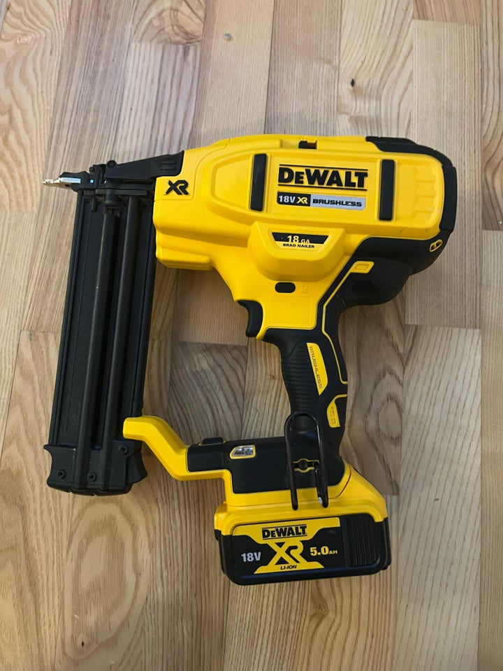 Dykkerpistol, Dewalt