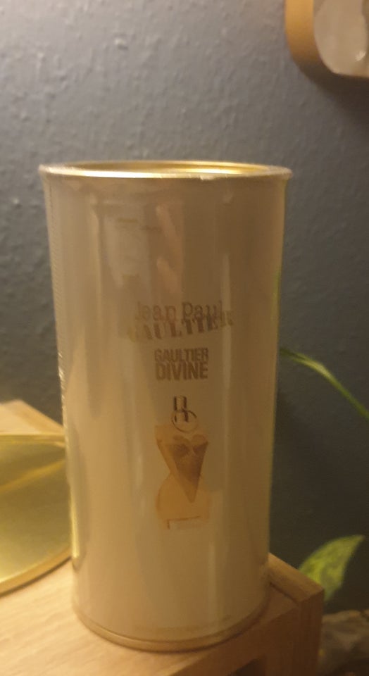 Eau de parfum, 50 ml divine edp for