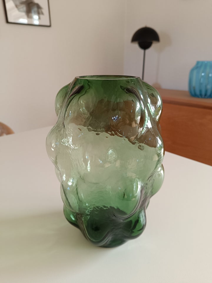Grøn vase i glas