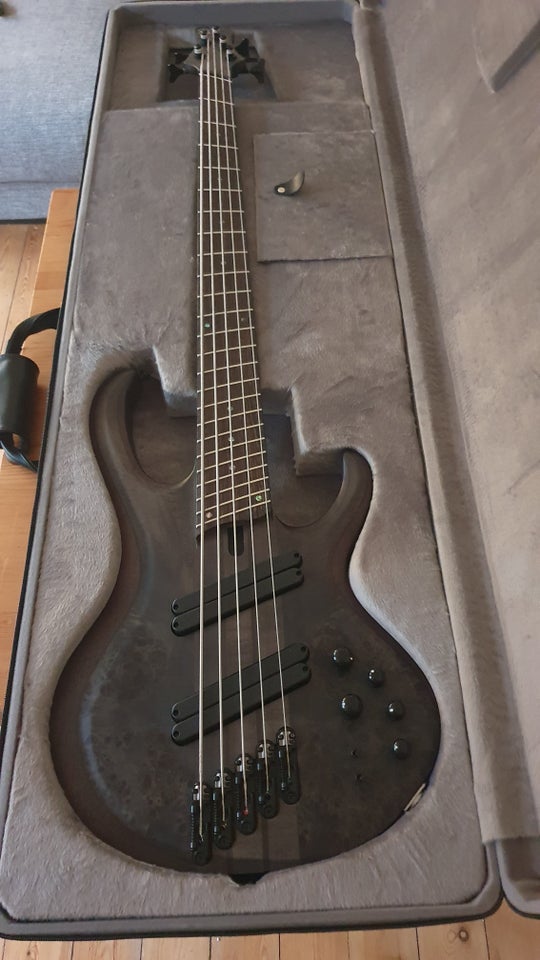 Elbas, Ibanez BTB 805ms