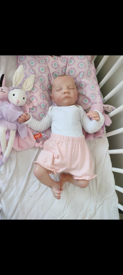 Reborn, Reborn baby sælges