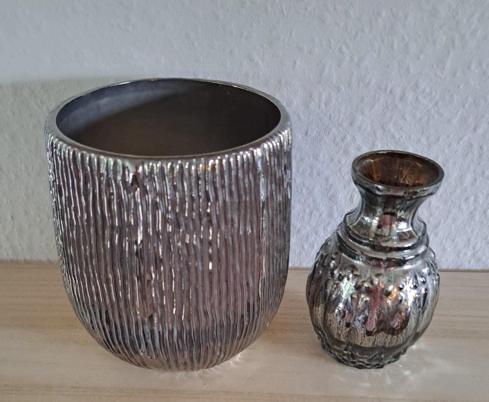 Urtepotte og vase