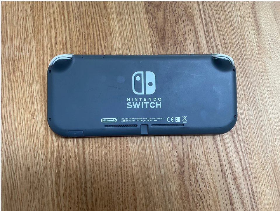 Nintendo Switch, Lite, God