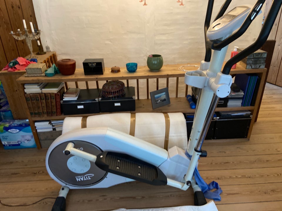 Crosstrainer Titan Go v450