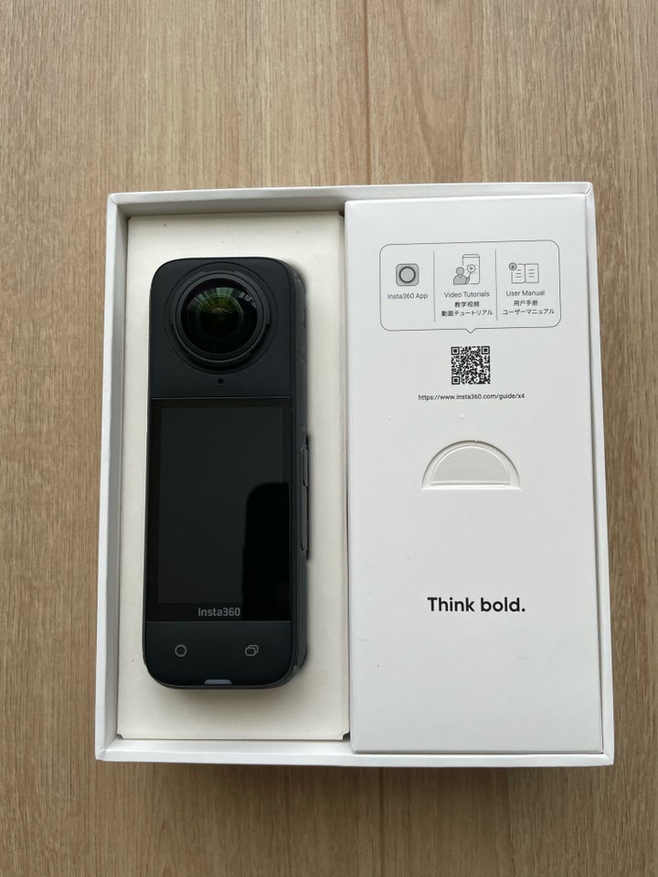 Foto/video kamera , Insta360, X4