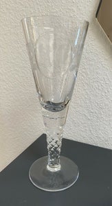 Glas Pokal krystal Antagelig