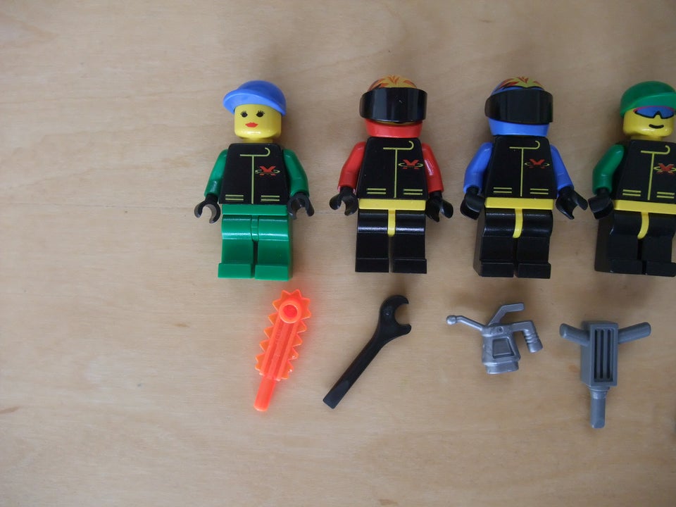 Lego Minifigures, Lego Extreme