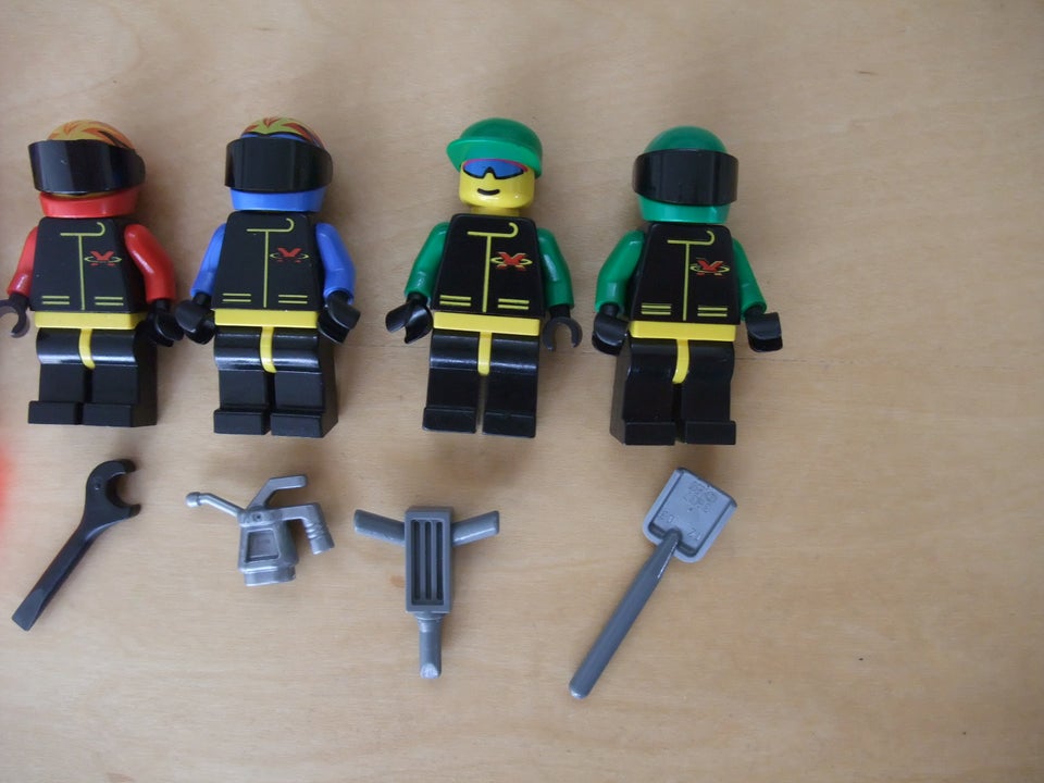 Lego Minifigures, Lego Extreme