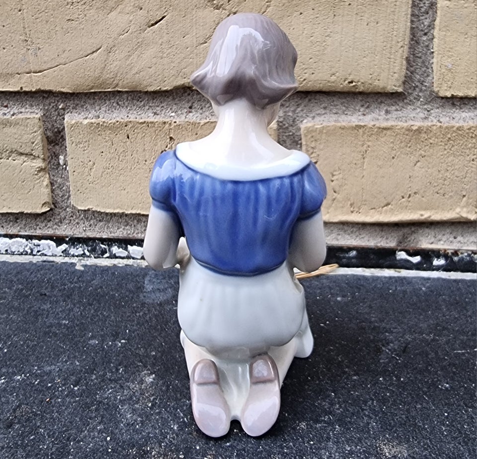 Porcelæn, PORCELÆNS FIGUR, BING 