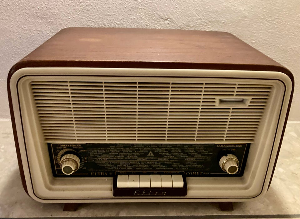 AM/FM radio, Eltra, Comet 989