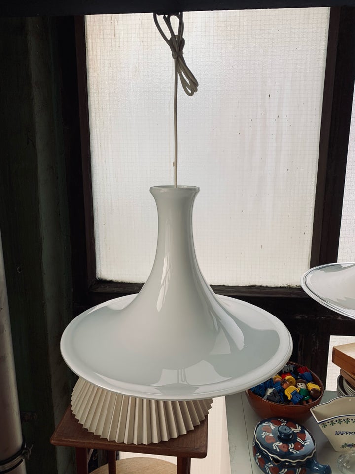 Anden loftslampe, Holmegaard