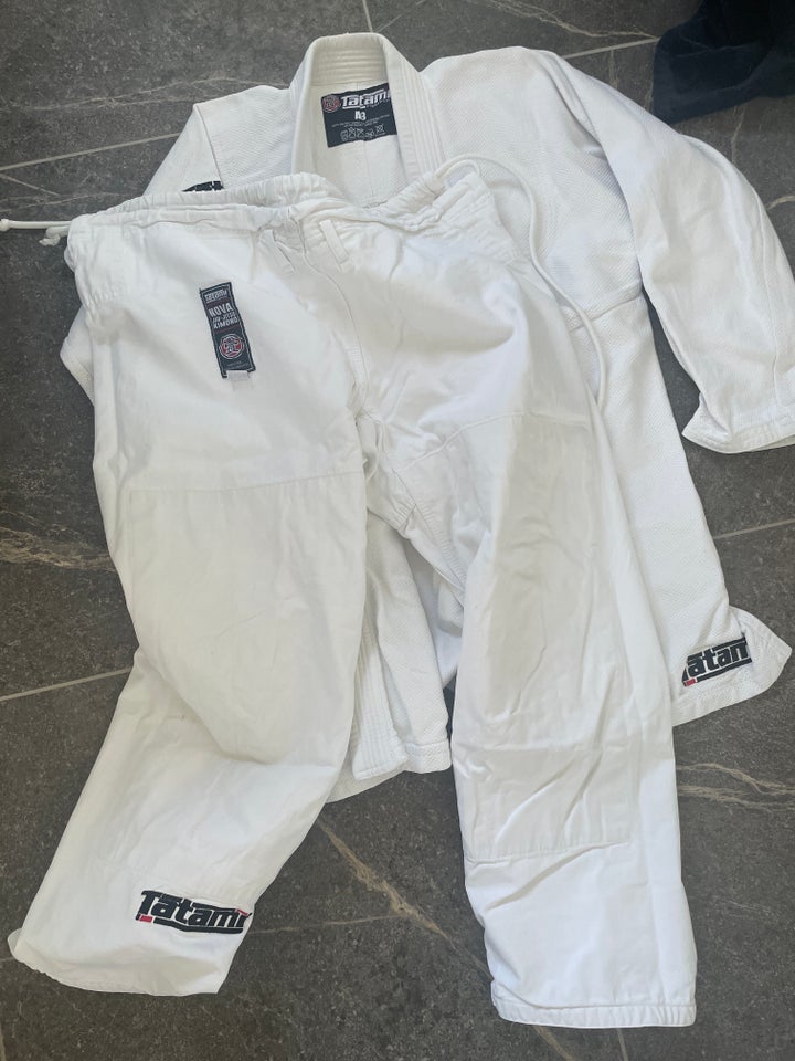 Jiu-Jitsu udstyr Gi Tatami Nova