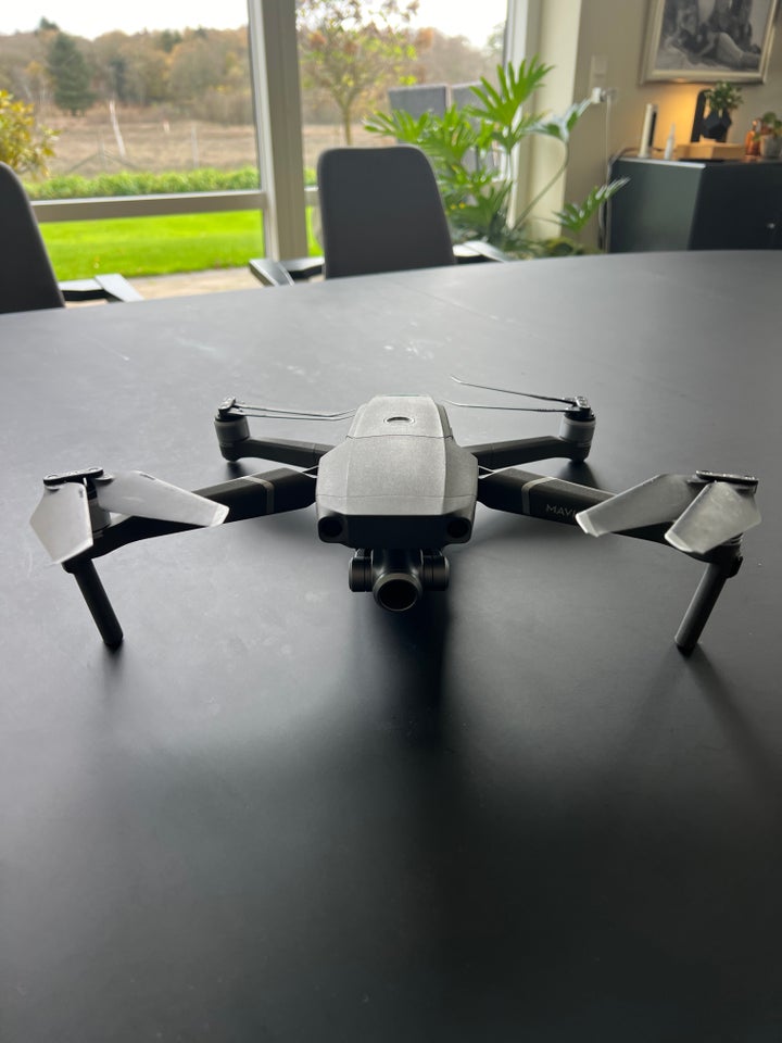 Dji Mavic 2 Zoom + Fly more kit,