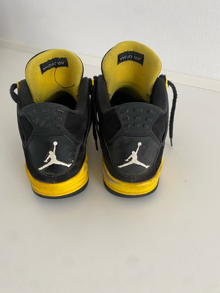 Sneakers, str. 39, Nike Jordan 4