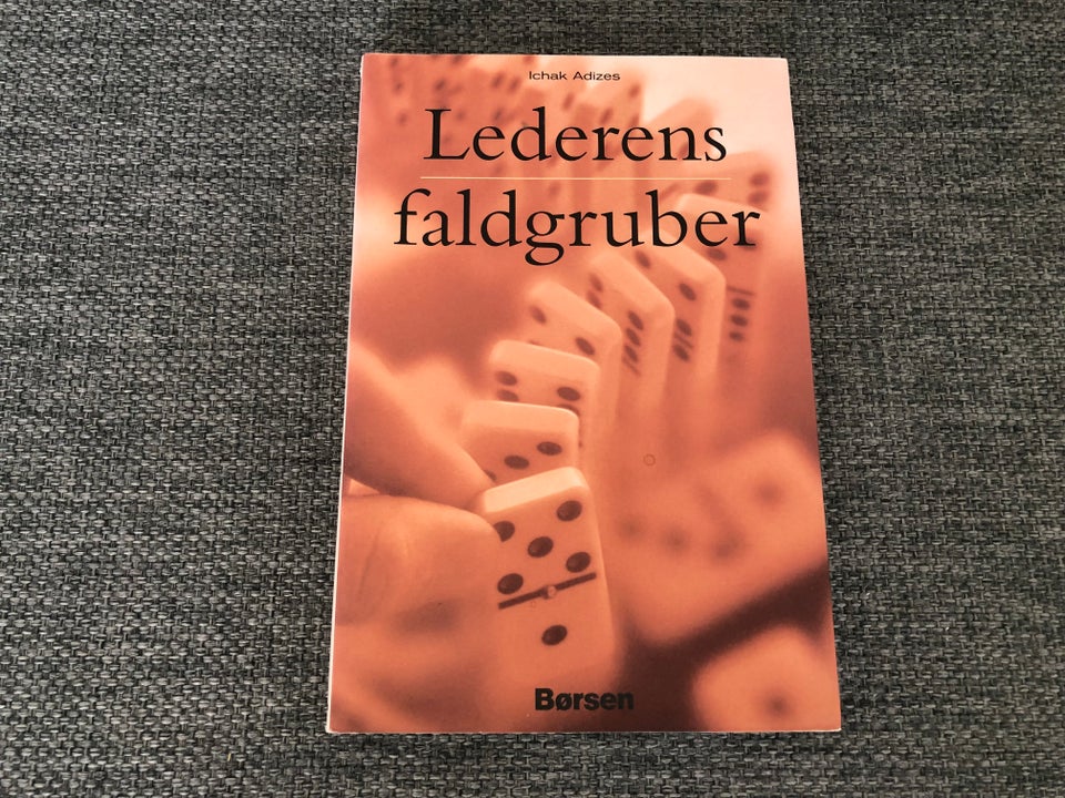 Lederens faldgruber, Ichak