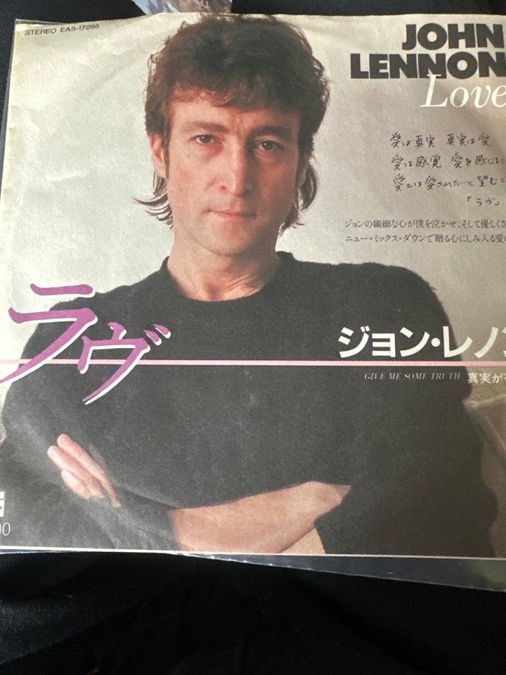 Single, John lennon