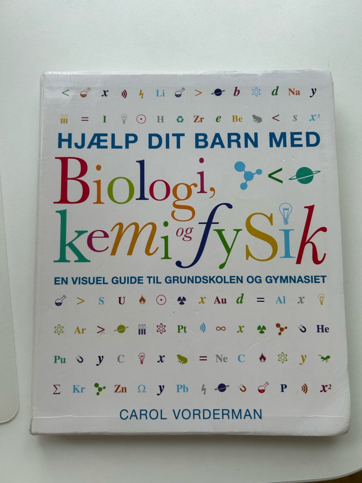 Hjælp dit barn med biologi, kemi og