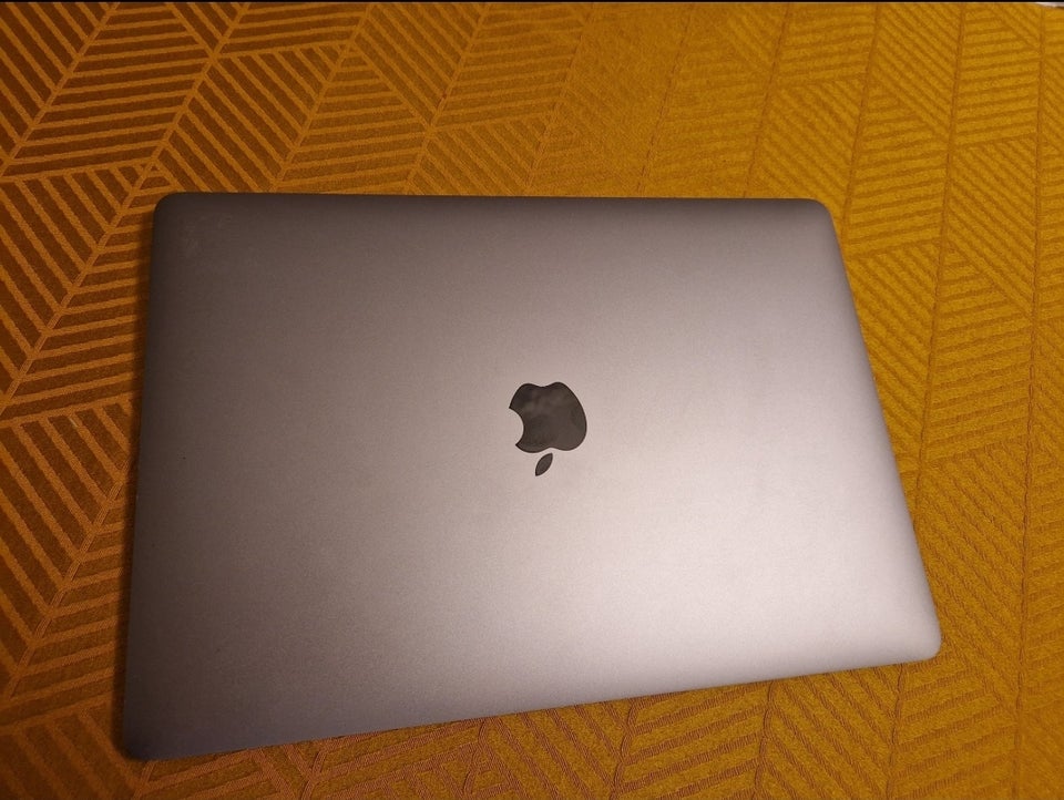 MacBook Air, A1932, 1.6 GHz