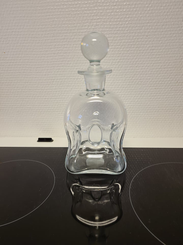 Glas, Karaffel med prop