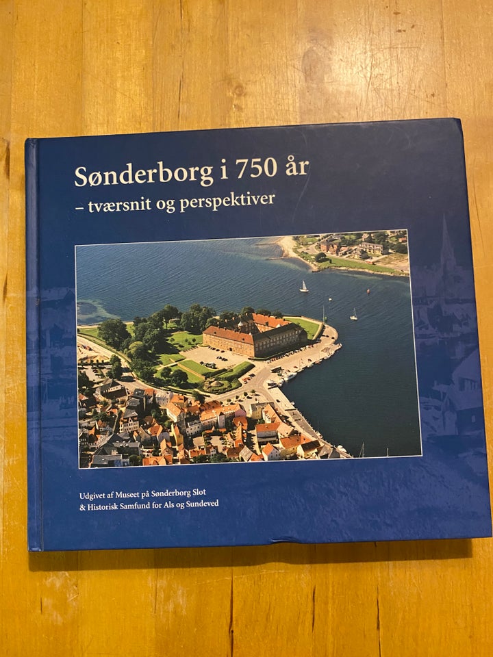 Sønderborg i 750 år, Inge Adriansen