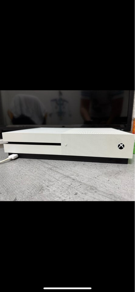 Xbox One S, 500 gb, Perfekt