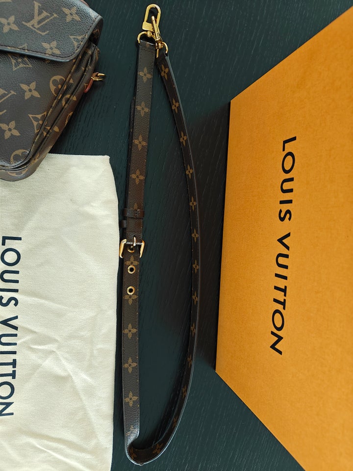 Crossbody, Louis Vuitton metis