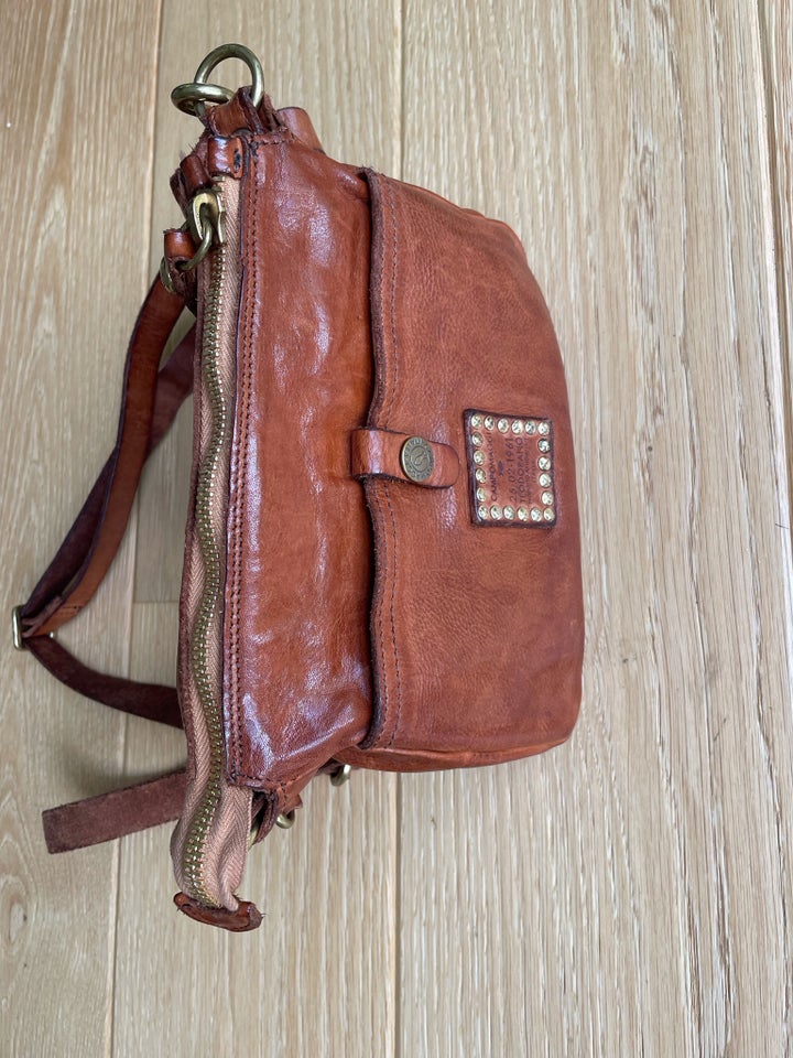 Crossbody, Campomaggi, andet