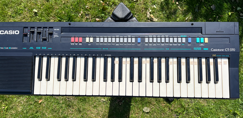 Keyboard, Casio Casiotone CT-370