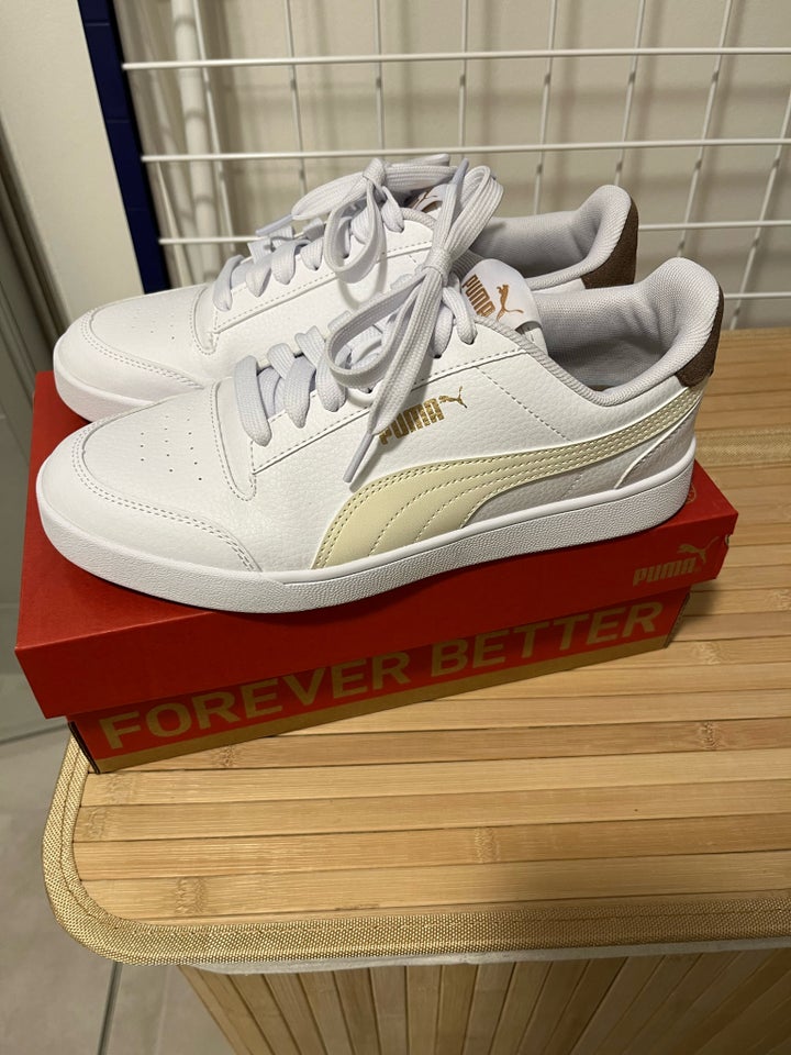 Sneakers, str. 39, Puma