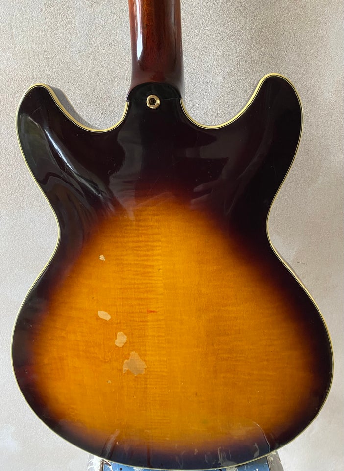 Ibanez Artist AS200