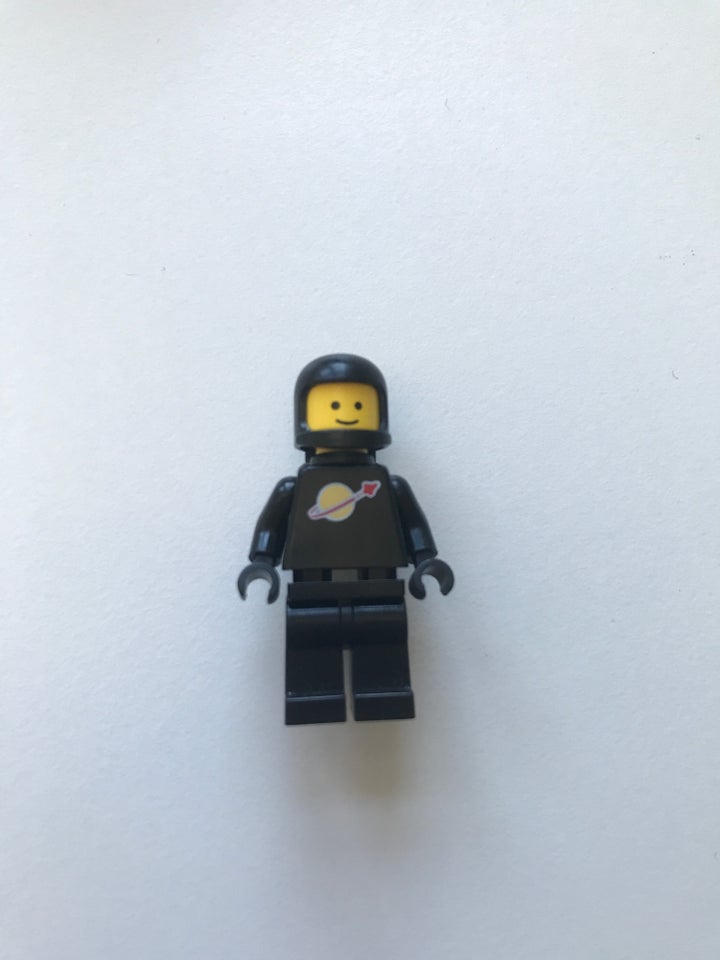 Lego Space, Black space man Lego