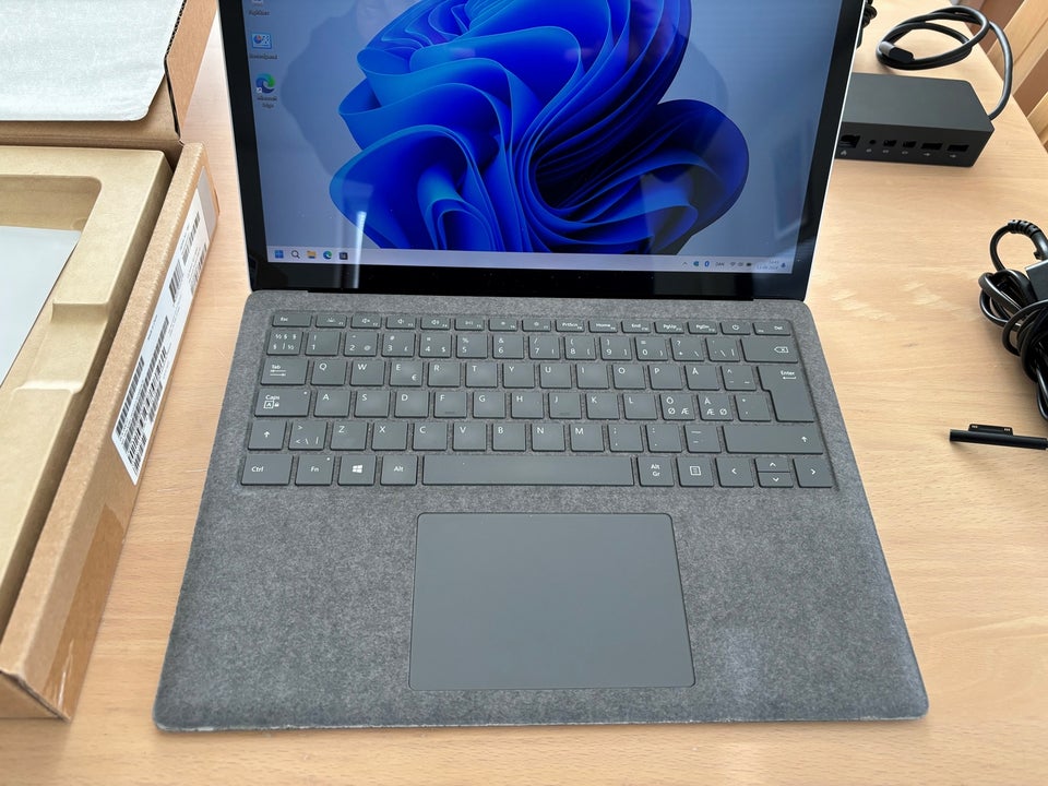 Microsoft Surface Laptop 3 - model