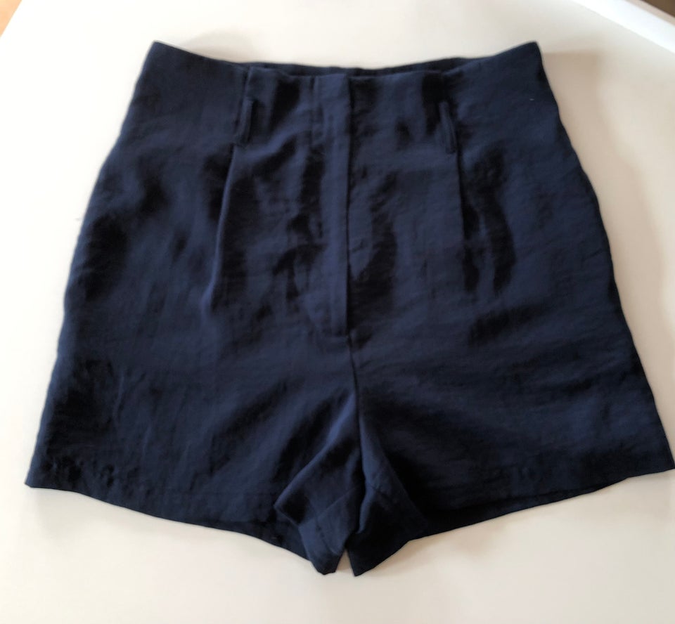 Shorts, Bik bok, str. 38