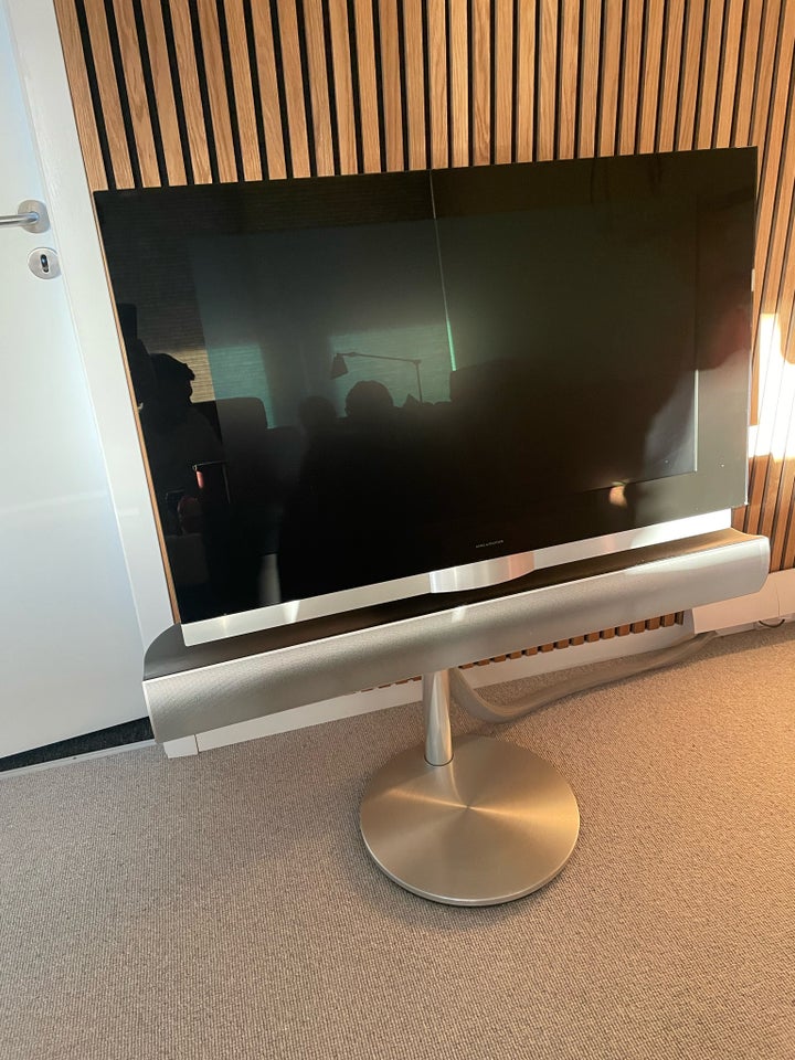 Bang  Olufsen, 732, 32"