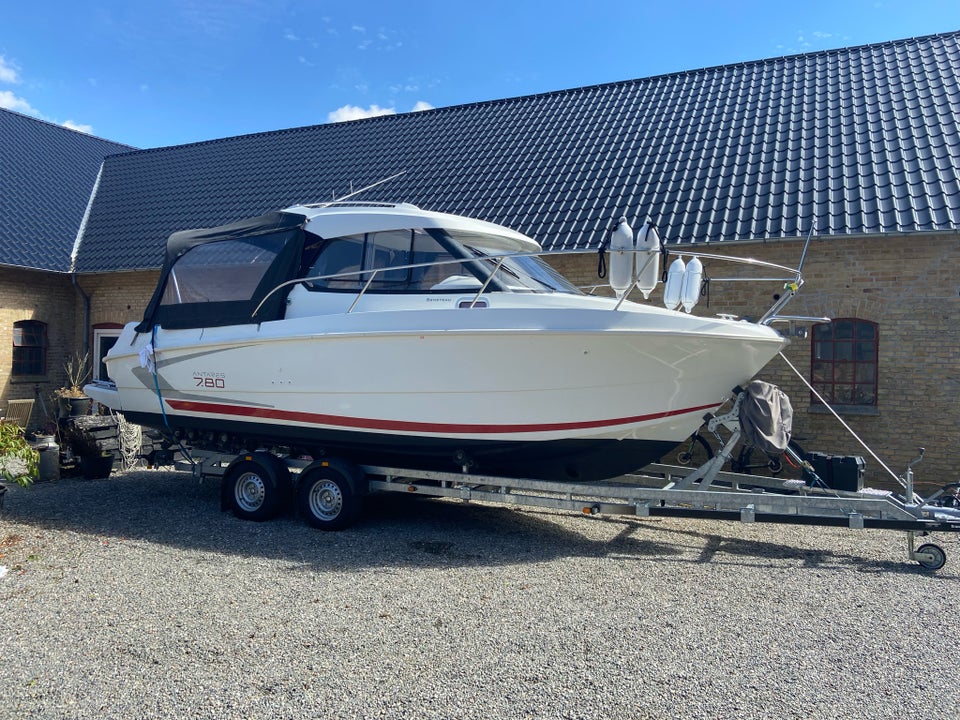 Beneteau antares 780 Motorbåd